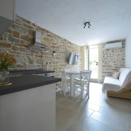Apartment Apartman Matan Kaštela