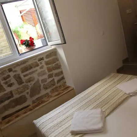 Apartman Matan Apartment *